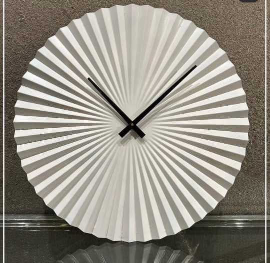 Circle White Wall Clock N.R.HOMESDECOR