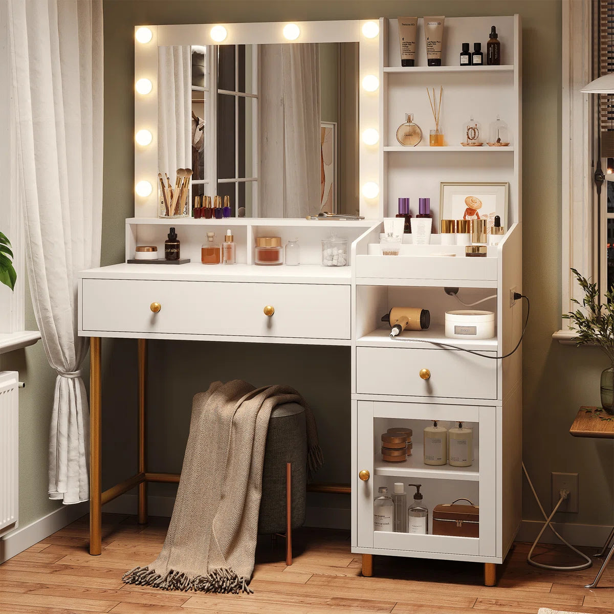 White Lighted Makeup Vanity Desk with 3 Adjustable Light Modes- OUCH CART | Dressing table