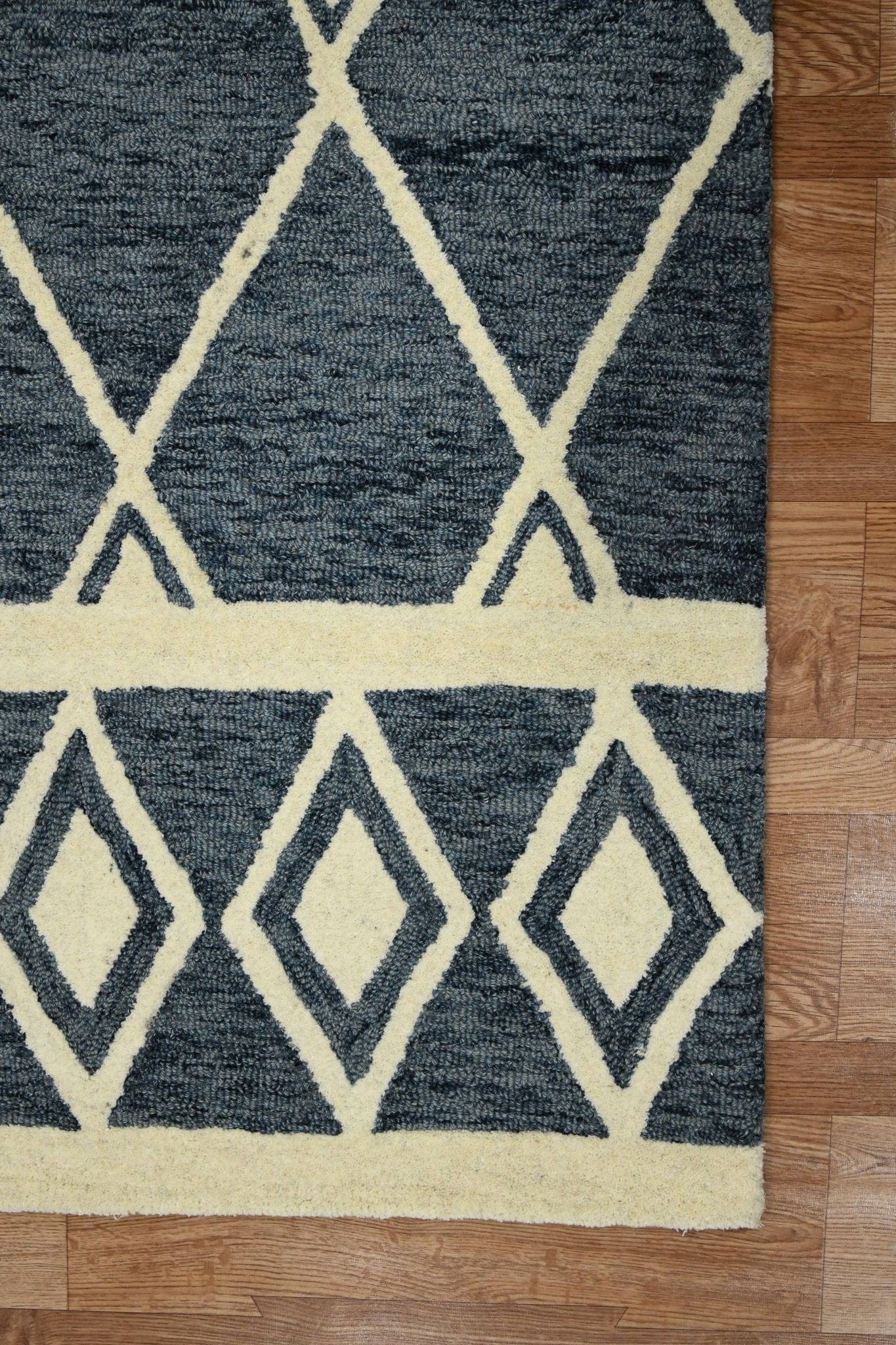 Navy Wool Vista 5x8 Feet  Hand-Tufted Carpet - Rug