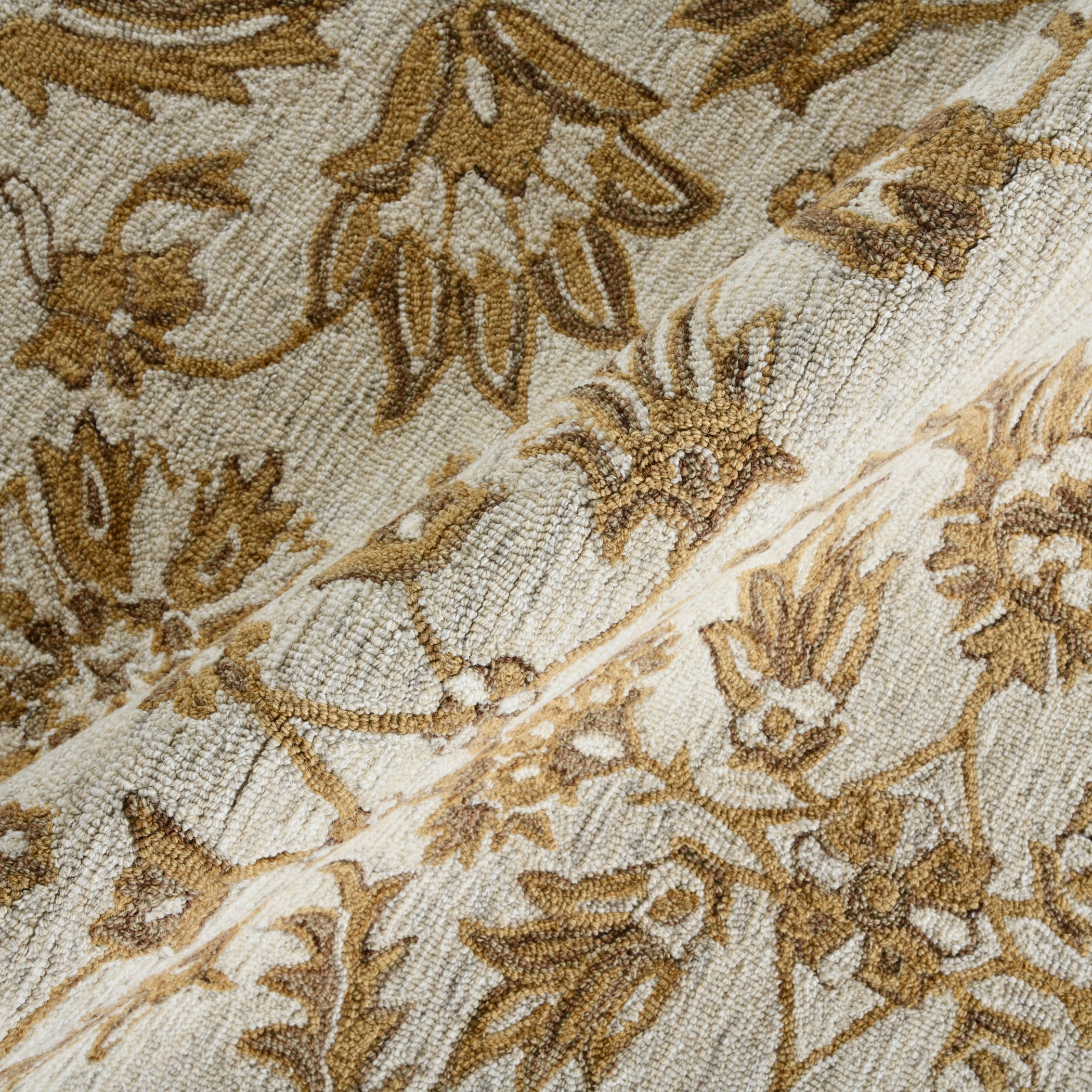 Handmade Indian Premium Wool Rug, comfortable and stylish Rug,8x10 Feet, Anti-Skid & Anti Slip Backing Carpet , Ideal for Bedroom, Living Room, Dining Room, Kids Room, Office, Saraswati Global Rug.