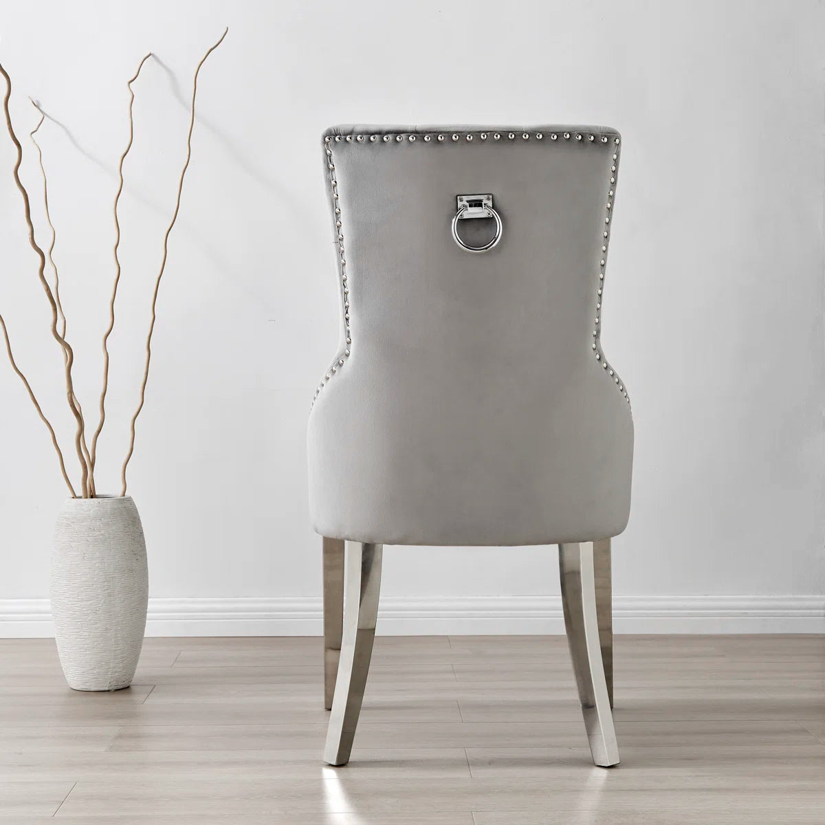 Scottsmoor Halo Dining Table Set in Modern High Gloss with 6 Luxury Velvet Dining Chairs