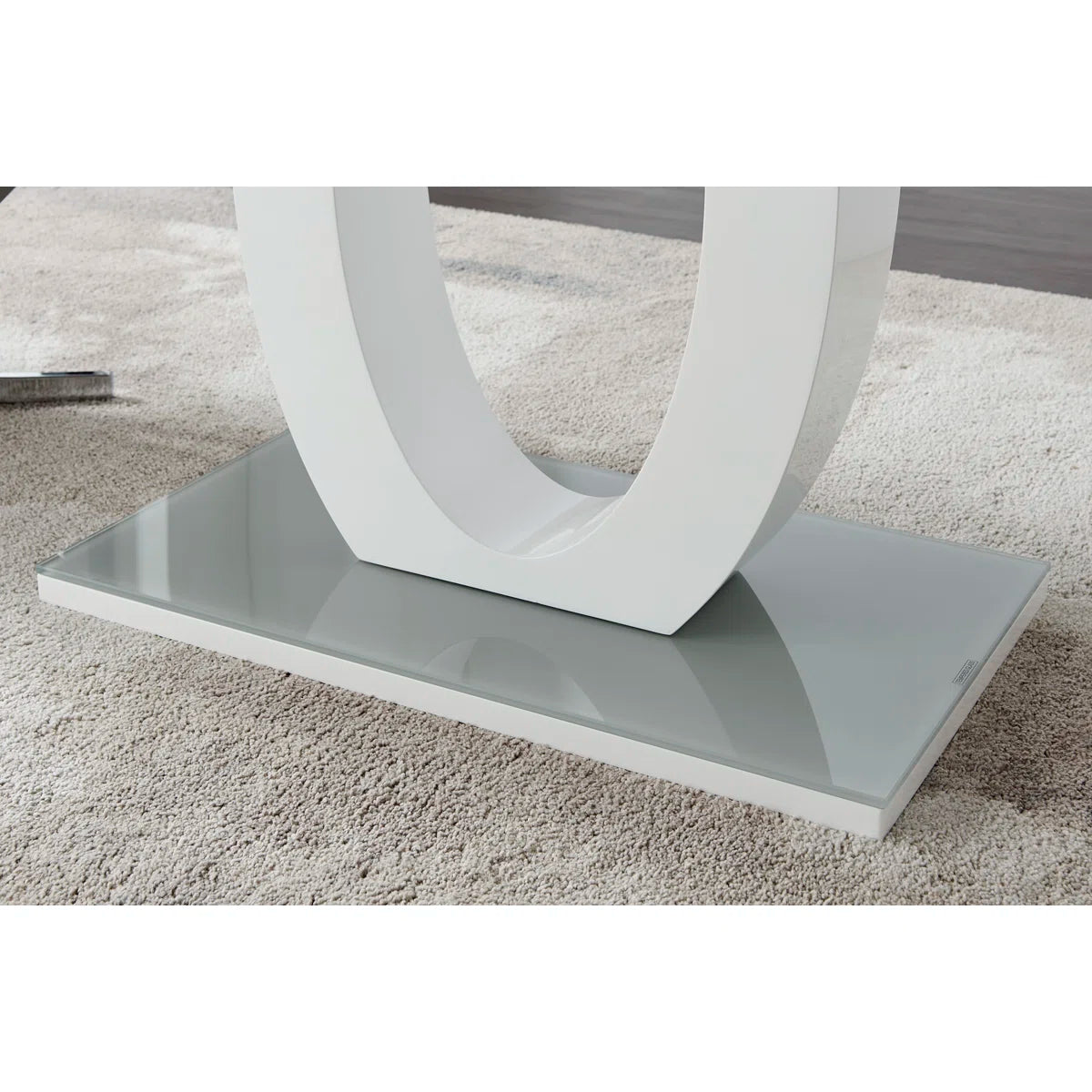 Scottsmoor Halo Dining Table Set in Modern High Gloss with 6 Luxury Velvet Dining Chairs