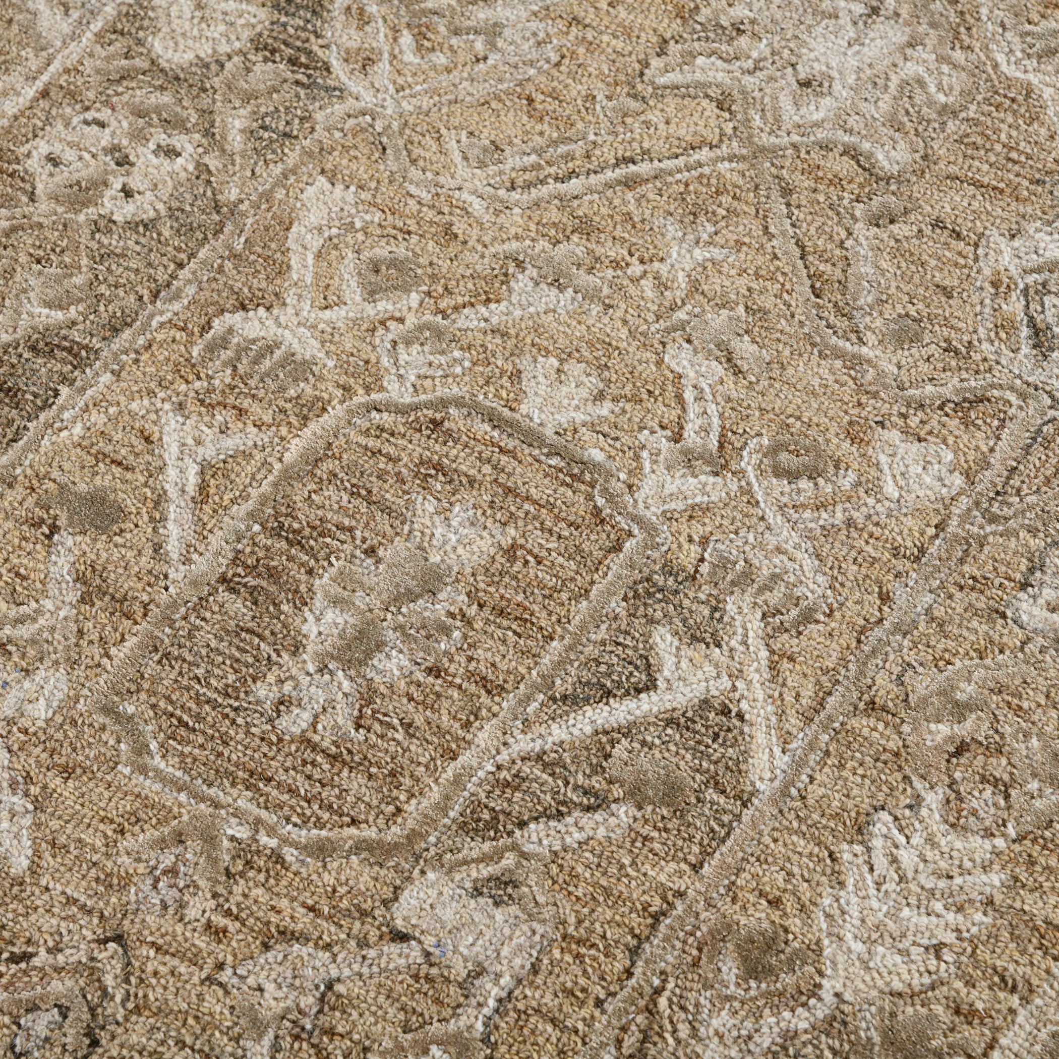 Saraswati Global Rug Luxury Handmade Area Rug - 8x10 Feet, Premium Wool, Anti-Skid & Anti Slip Cotton Backing Carpet , Ideal for Bedroom, Living Room, and Dining Room, Kids Room, Office.