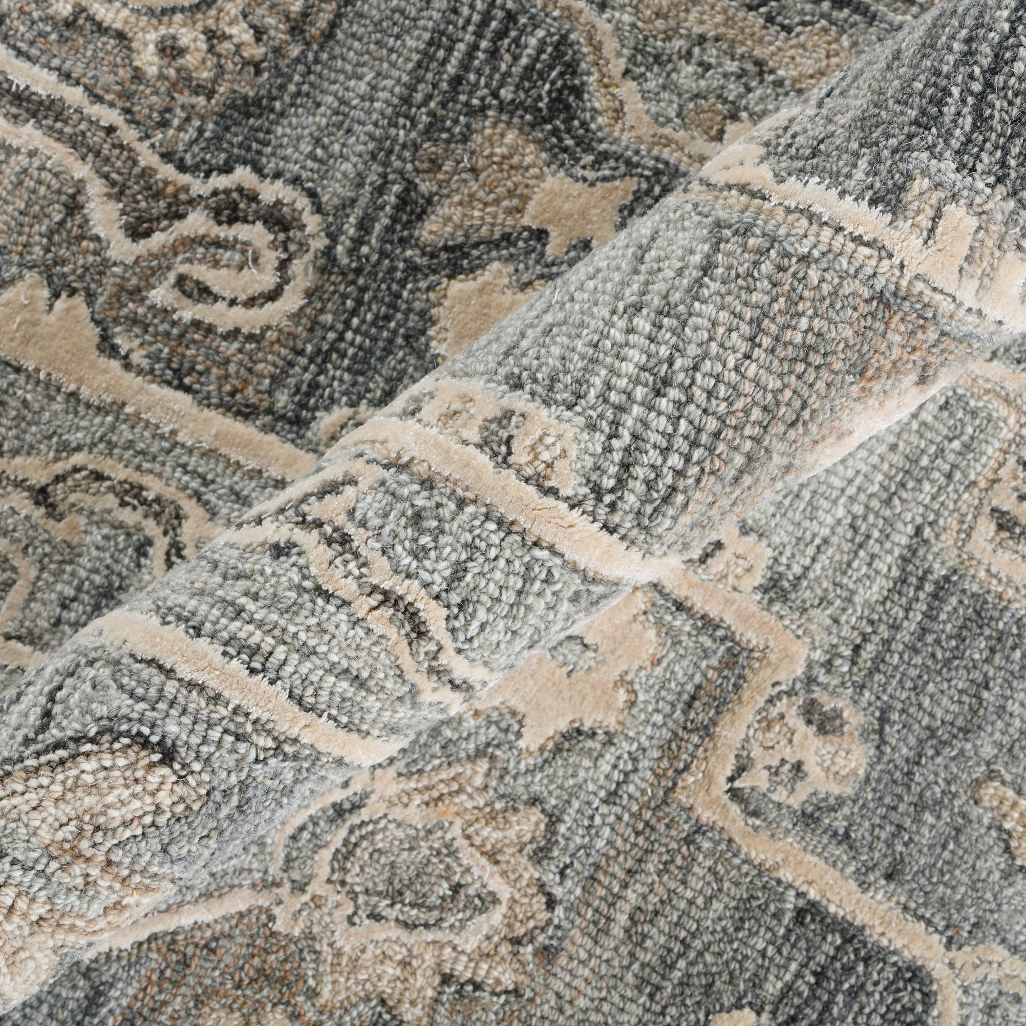 Saraswati Global Rug , Hand Tufted Area Rug, 8x10 Feet, Wool & Viscose Rug, Luxurious Anti-Skid & Anti Slip Backing Carpet , Ideal for Bedroom, Living Room, and Dining Room, Kids Room, Office Rug.