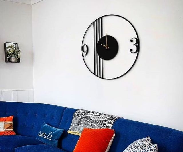 four lines dial black clock N.R.HOMESDECOR