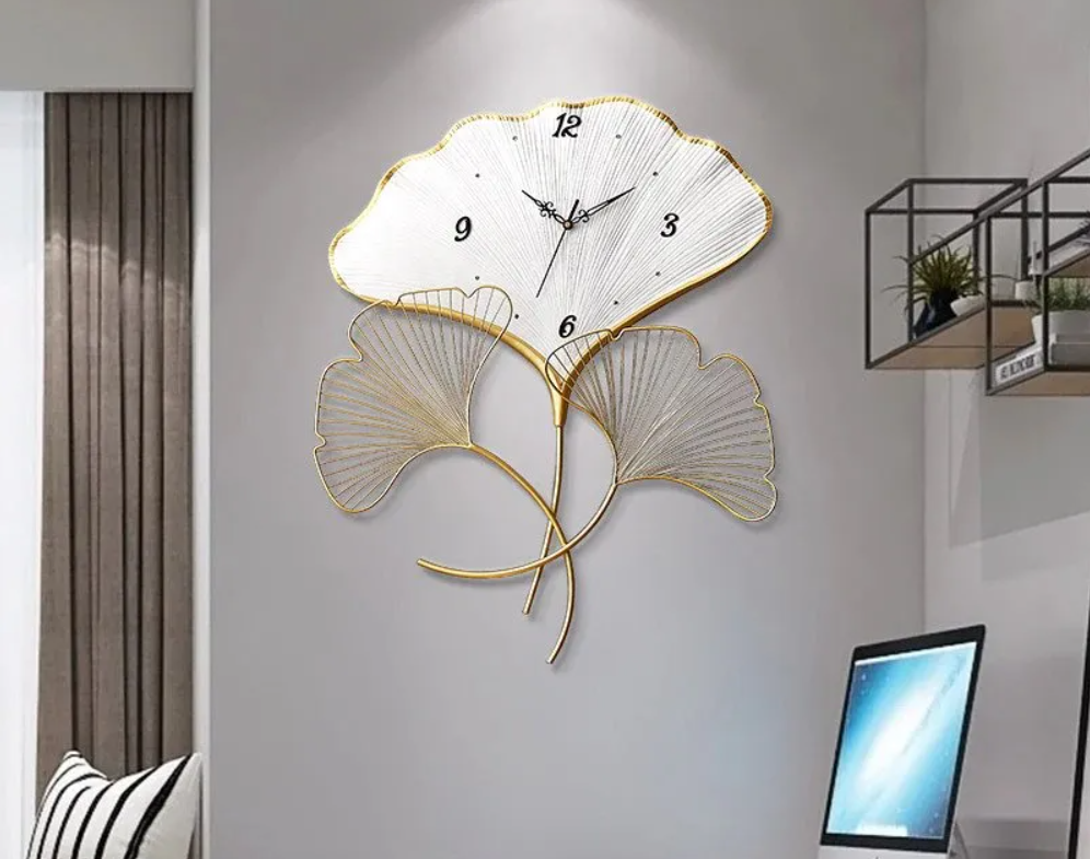 Three Leaf Wall Clock N.R.HOMESDECOR