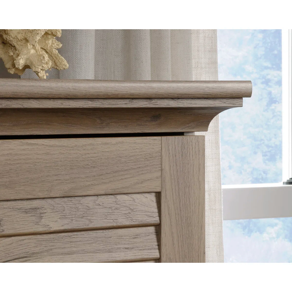 Bredevoort Armoire – Elegant Solid Wood Wardrobe with Spacious Storage