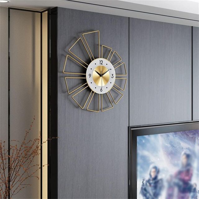 12 Triangle wallclock N.R.HOMESDECOR