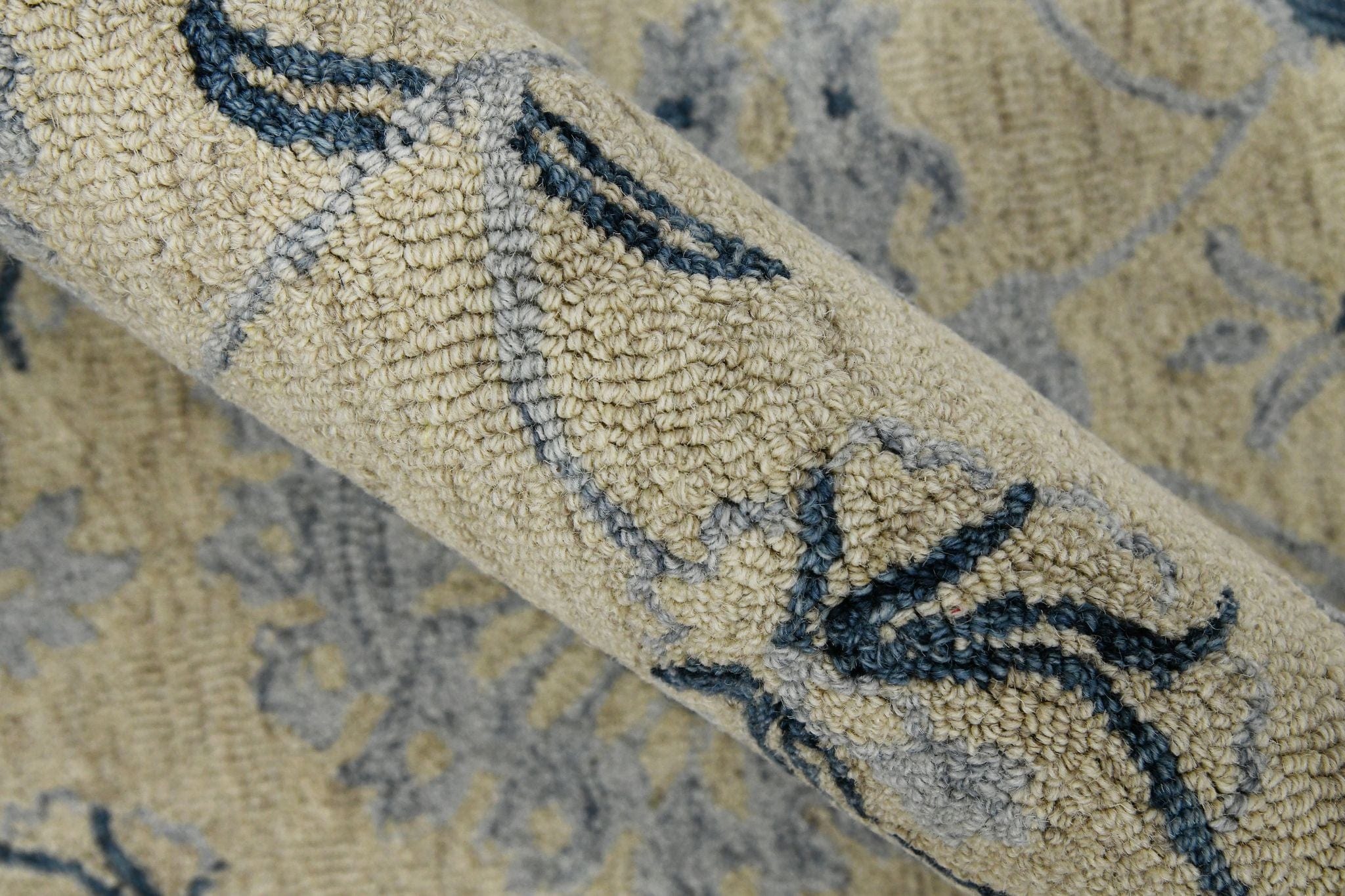 Light Blue Wool Romania 5x8 Feet  Hand-Tufted Carpet - Rug