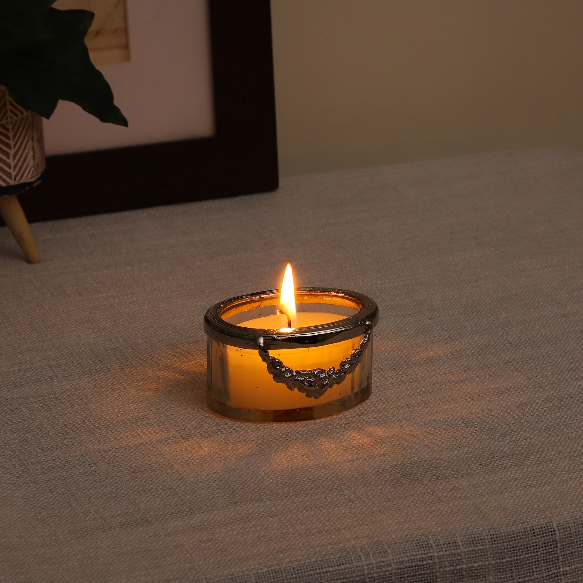 snowy whisper white scented candle jar with silver Ring