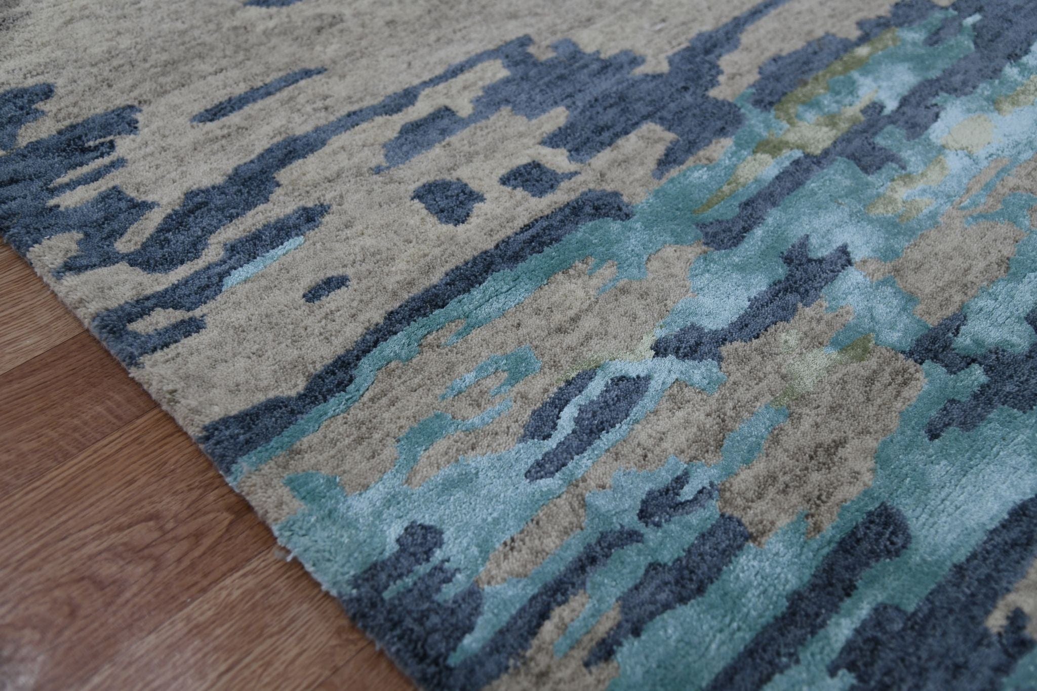 Sand Wool & Viscose Abstract Hand-Tufted Carpet Abstract Rug 4x6 Feet