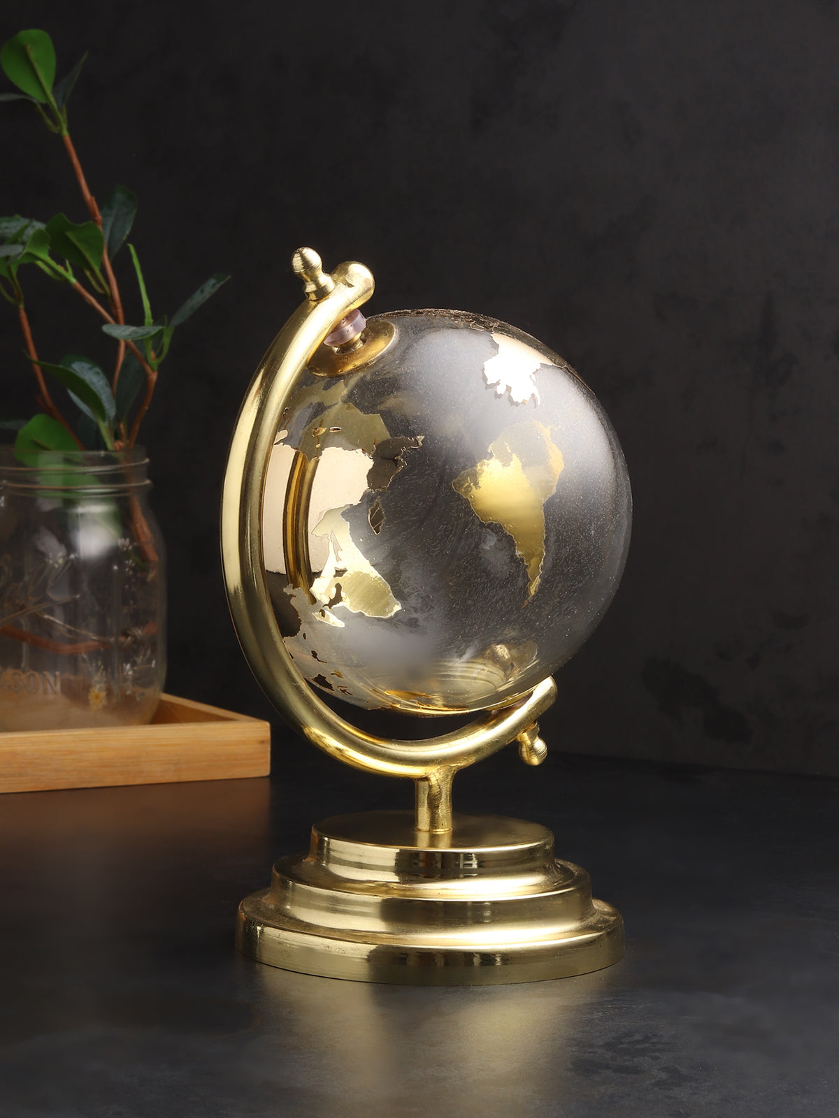 Gloden Crest Globe