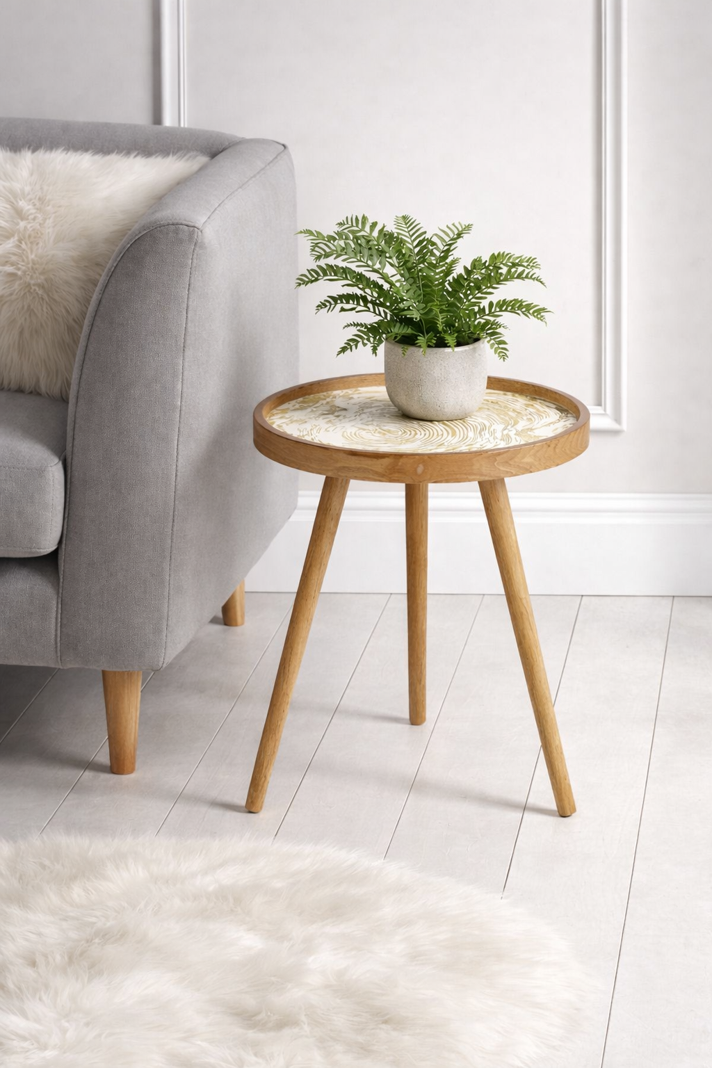 Oakveil Brown Table  Medium