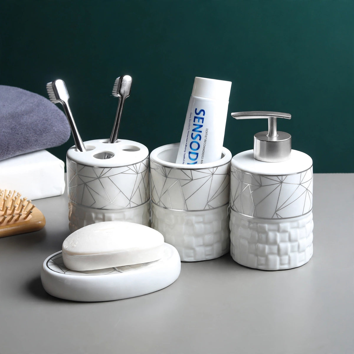 Gridelle Bathroom Set of 4  - Ouchcart