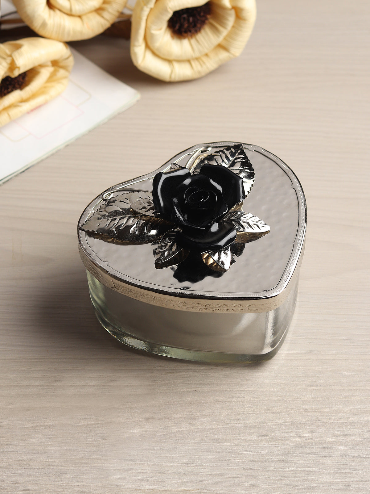 Petal Eclat Heart Box