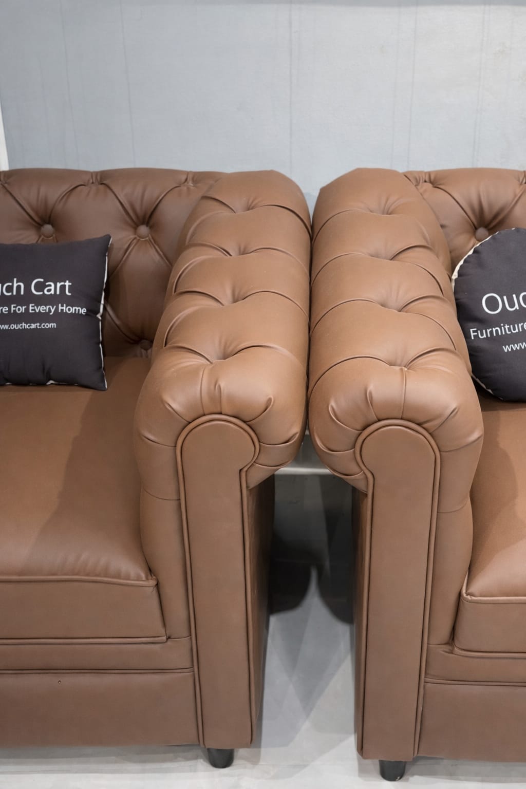 Luxury Chesterfield Leather Sofa Set – 3 Seater & Armchairs | Premium Living Room Furniture 