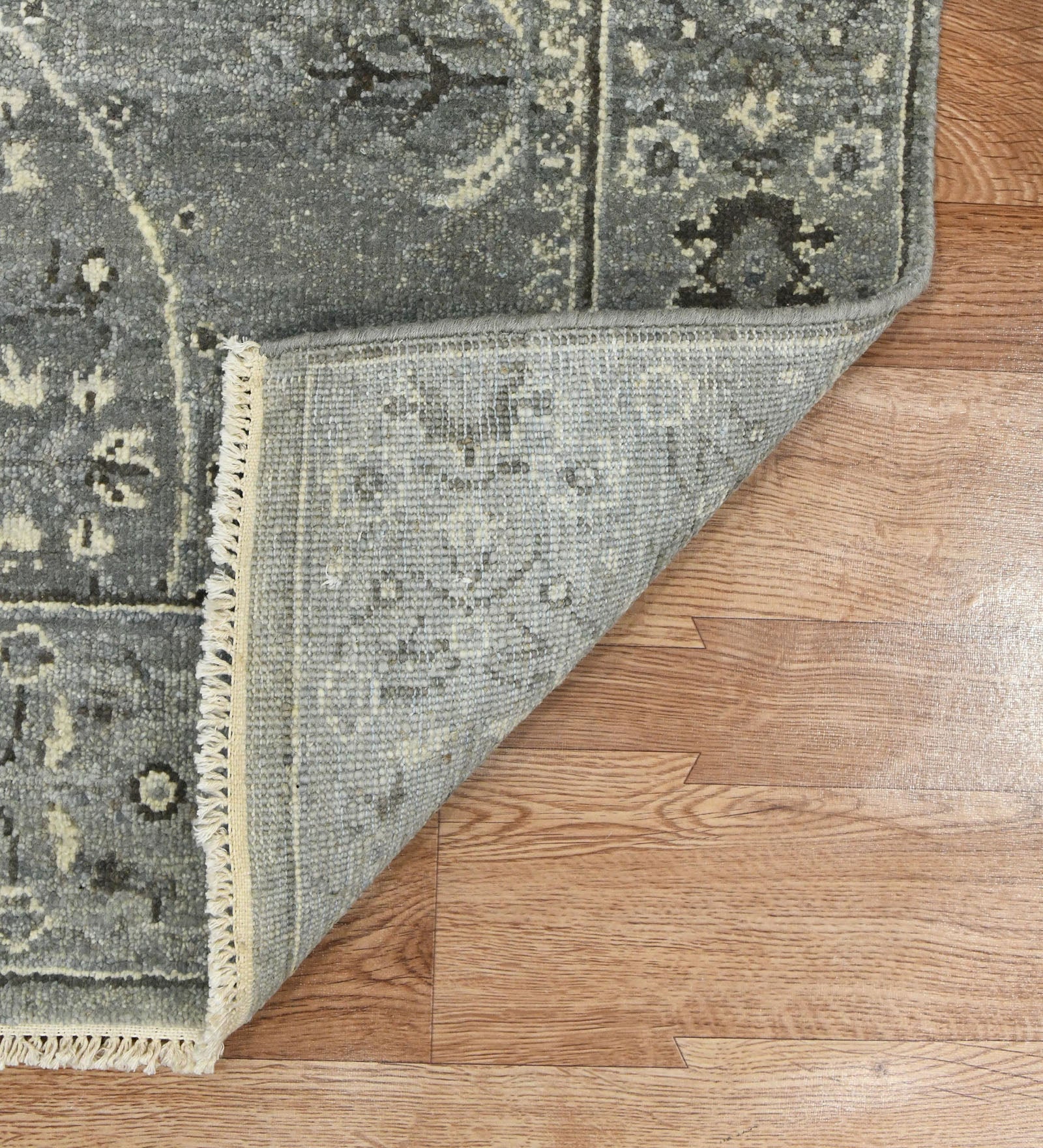 Nuit Arabe Traditional Pattern Hand Knotted  Rectangle Anti-Skid Designer Carpet, Prayer Rug For Office Cabins, Small Living Spaces - 4'X6'