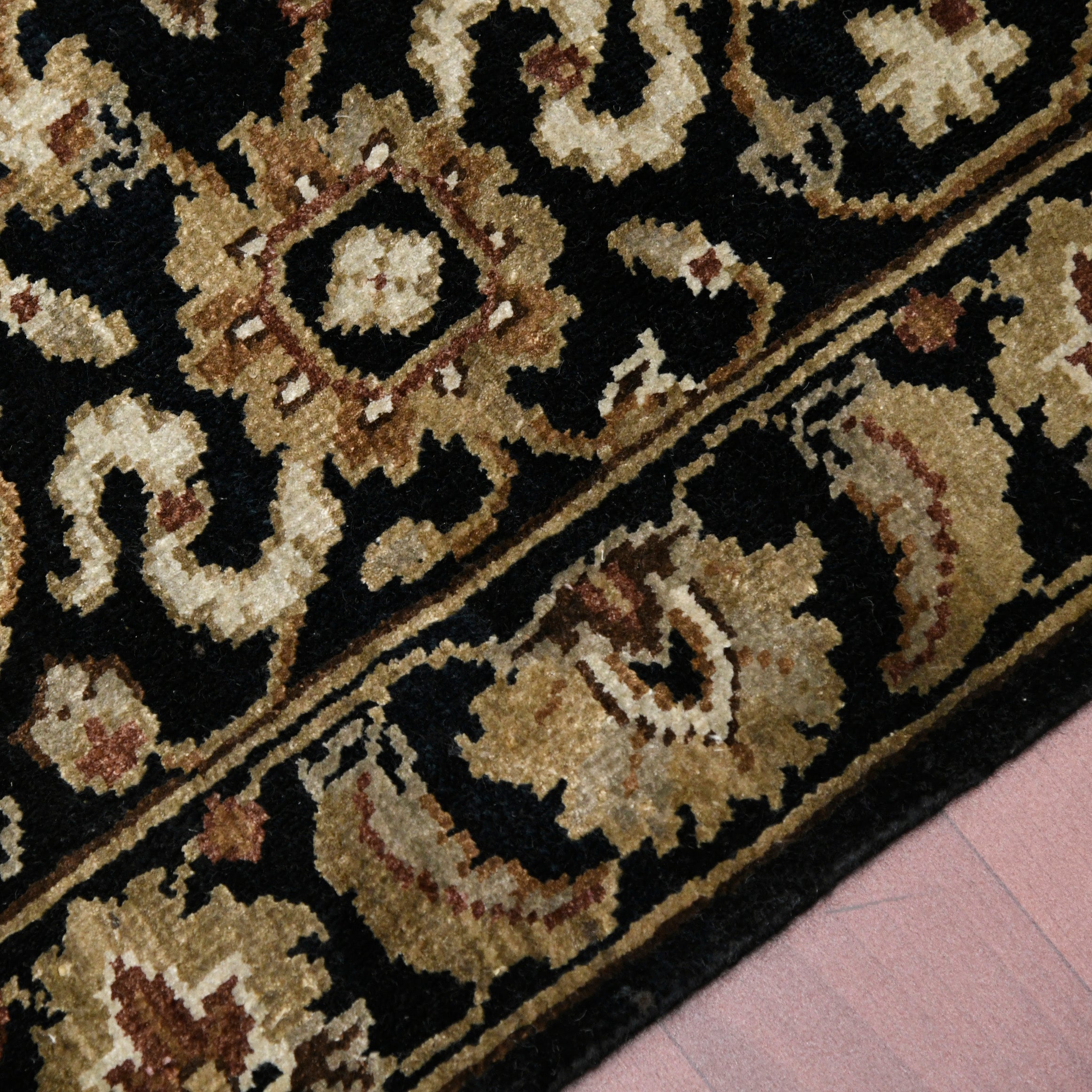 Luxor Classic Pattern Hand Knotted  Rectangle Anti-Skid Designer Carpet, Prayer Rug For Office Cabins, Small Living Spaces - 2'X3'