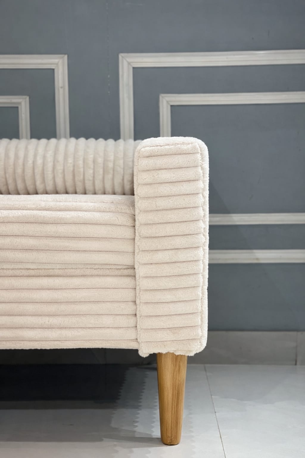 Upholstered Flip Top Storage Bench