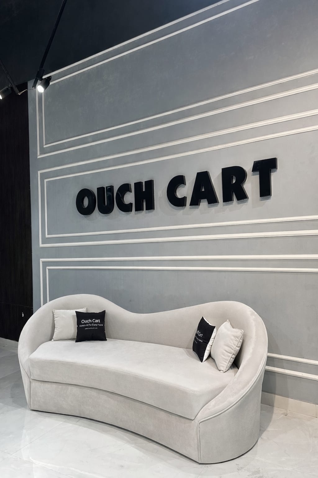 Ryan Gray Velvet Upholstered Sofa 3-Seater Sofa Solid Wood Frame