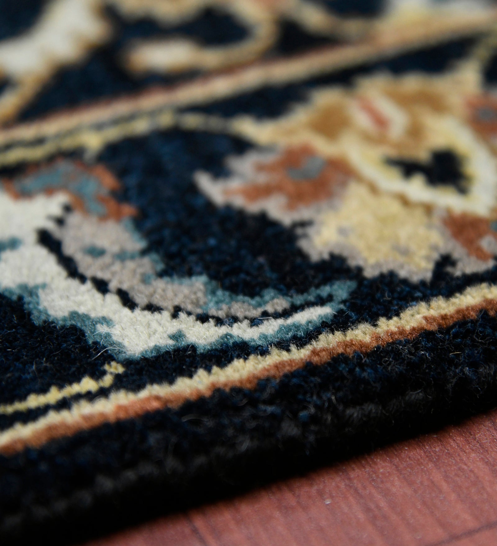 Luxor Classic Pattern Hand Knotted  Rectangle Anti-Skid Designer Carpet, Prayer Rug For Office Cabins, Small Living Spaces - 2'X3'