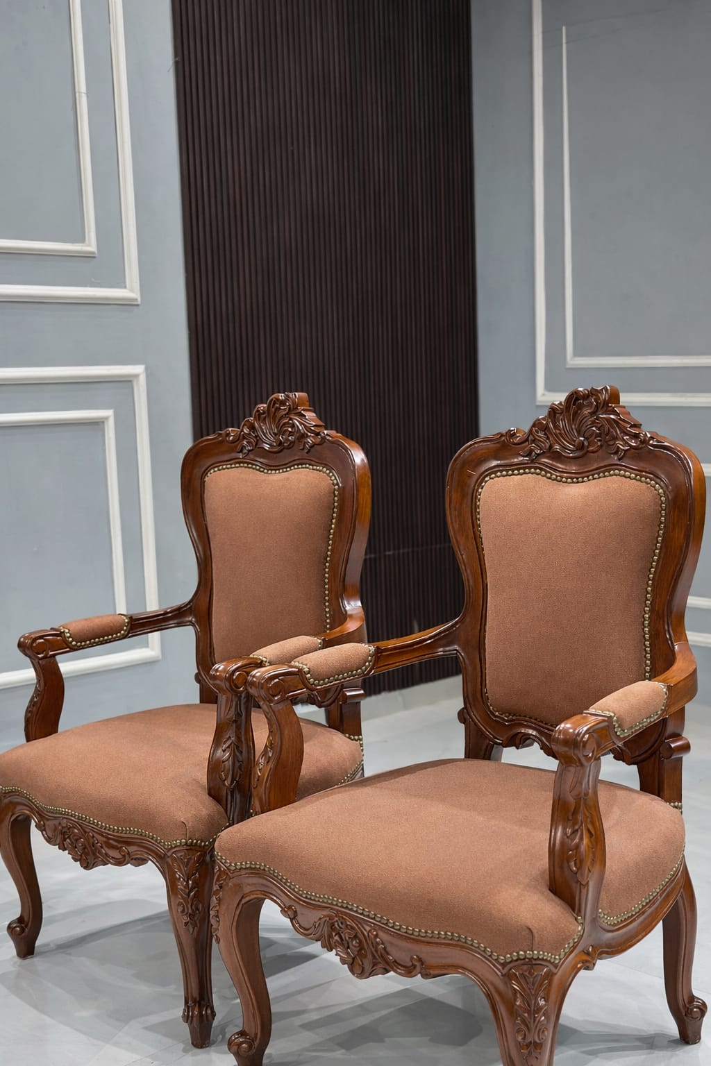 Classic Hand-Carved Wooden Living Room Chair Set of 6 – Upholstered Antique Style Accent Chairs
