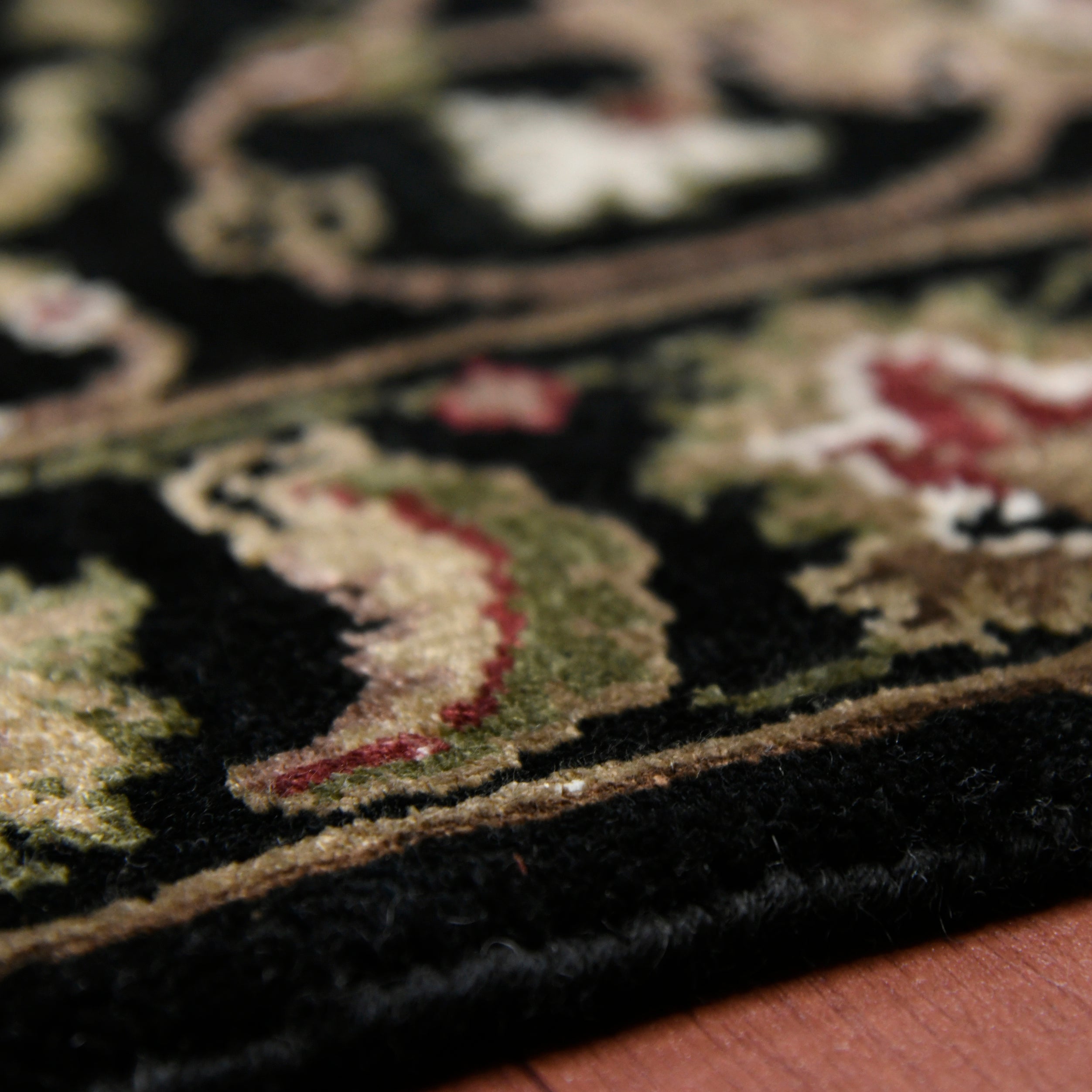 Luxor Classic Pattern Hand Knotted  Rectangle Anti-Skid Designer Carpet, Prayer Rug For Office Cabins, Small Living Spaces - 2'X3'