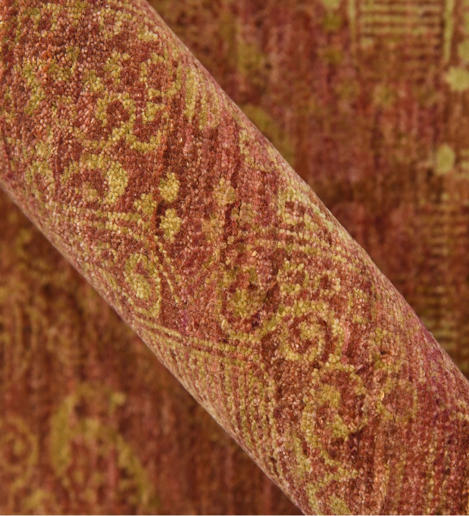 Kohinoor Traditional Pattern Hand Knotted  Rectangle Anti-Skid Designer Carpet, Prayer Rug For Office Cabins, Small Living Spaces - 2'X3'