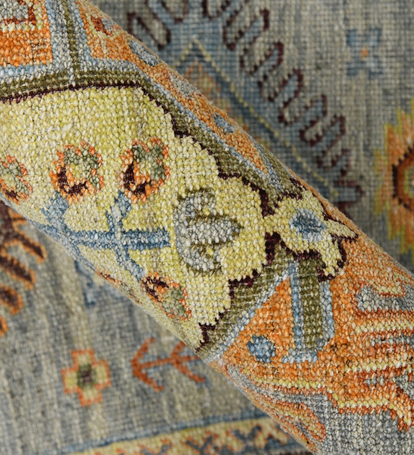 Mahal Traditional Pattern Hand Knotted  Rectangle Anti-Skid Designer Carpet, Prayer Rug For Office Cabins, Small Living Spaces - 4'x6'