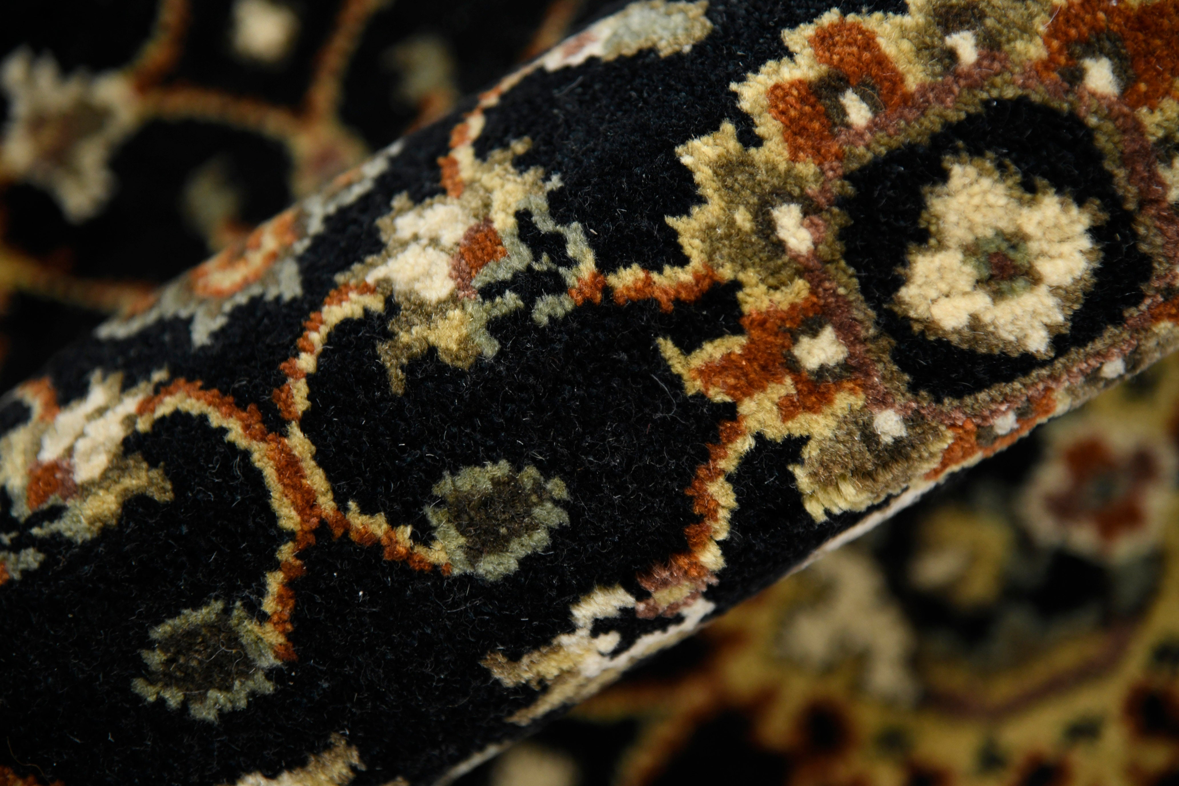 Luxor Classic Pattern Hand Knotted  Rectangle Anti-Skid Designer Carpet, Prayer Rug For Office Cabins, Small Living Spaces - 2'X3'