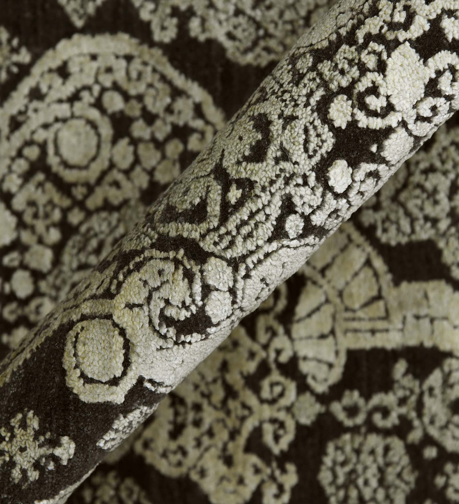 Euphoria Transitional Pattern Hand Knotted  Rectangle Anti-Skid Designer Carpet, Prayer Rug For Office Cabins, Small Living Spaces - 2'X3'