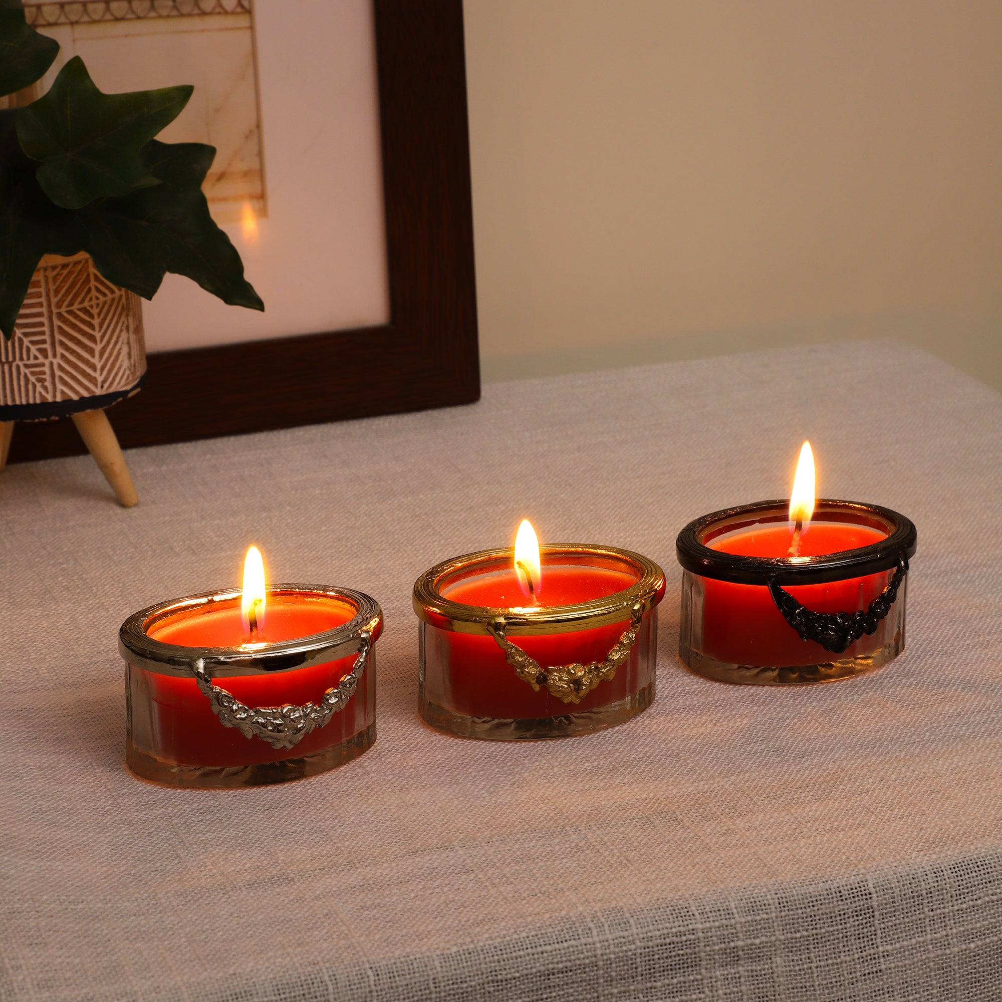 Cherry Blossom Red Scented Candle Jar With Golden Ring - OUCHCART