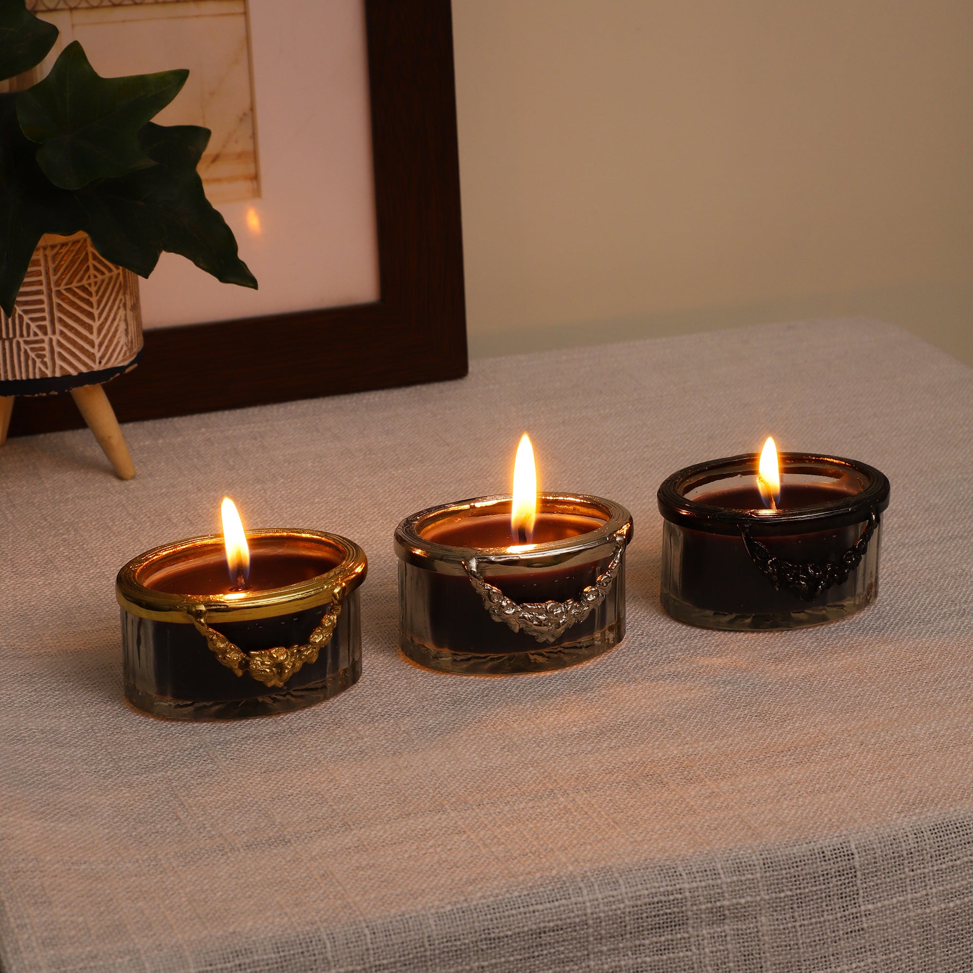 Black Velvet Scented Candle Jar With Silver Ring - OUCHCART