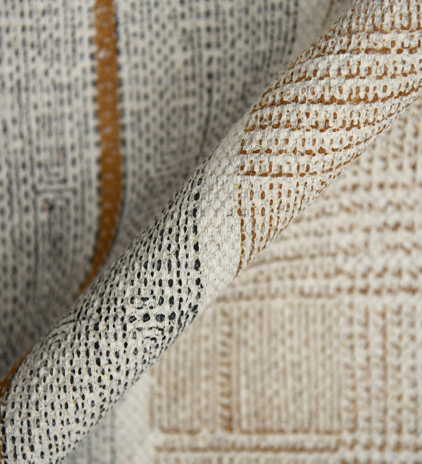 Dune Modern Pattern Hand Woven  Rectangle Anti-Skid Designer Carpet, Prayer Rug For Office Cabins, Small Living Spaces - 2'x3'