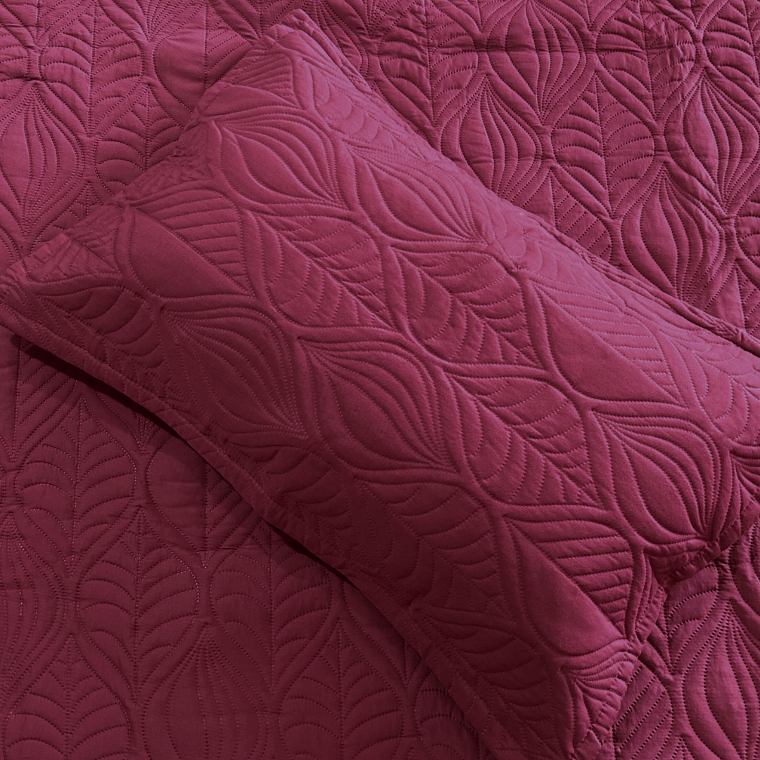 Wine Leaf Quilted bedspread