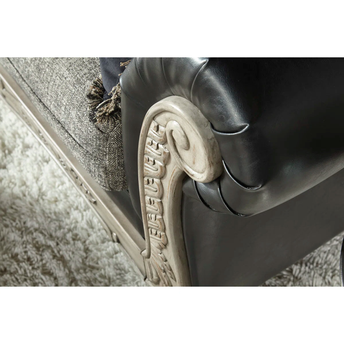 Bernardus 2 - Piece Living Room Set