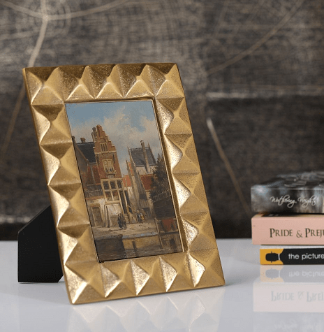 Jacey Picture Frame in Gold