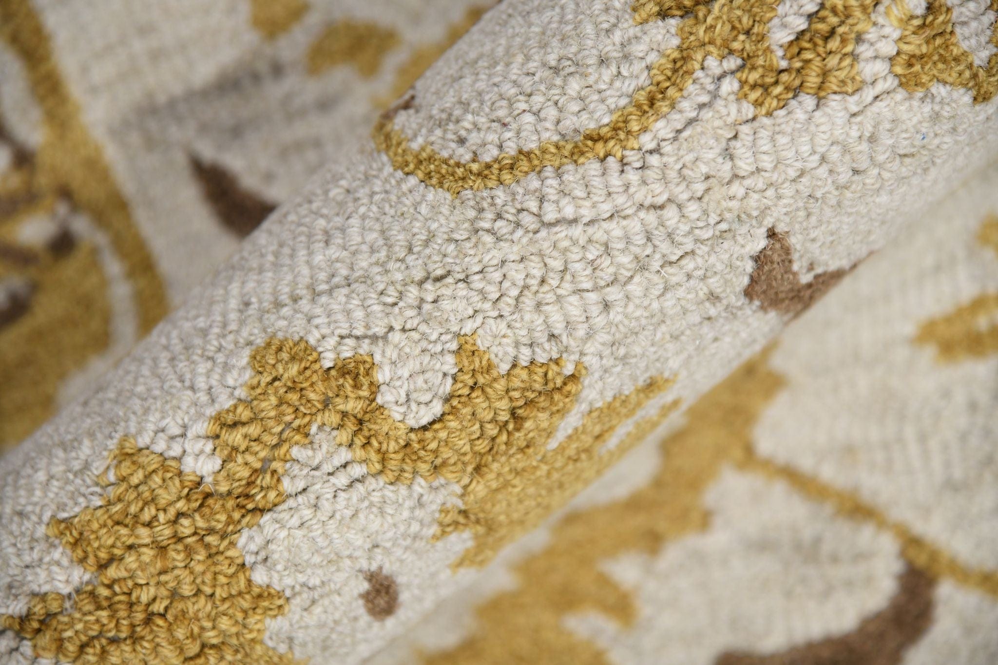 Gold Wool Romania 4x6 Feet  Hand-Tufted Carpet - Rug