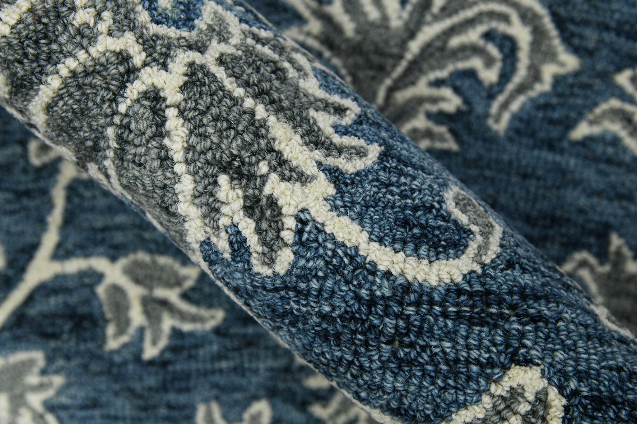 Navy Wool Romania 5x8 Feet  Hand-Tufted Carpet - Rug