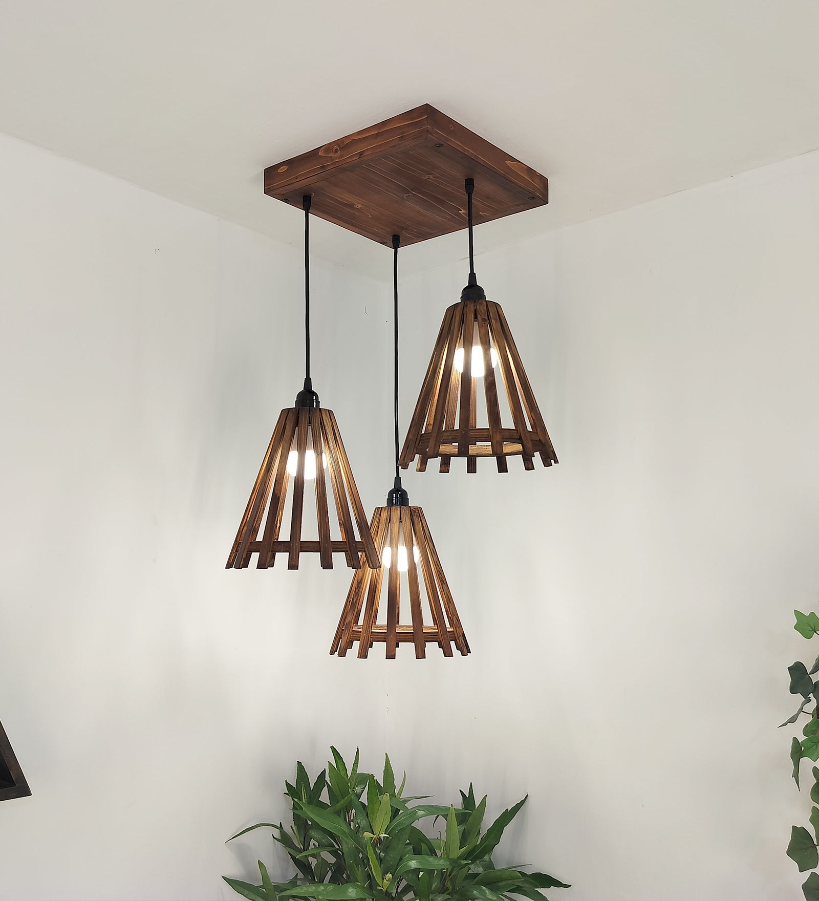 Funnel Brown Wooden Cluster Hanging Lamp