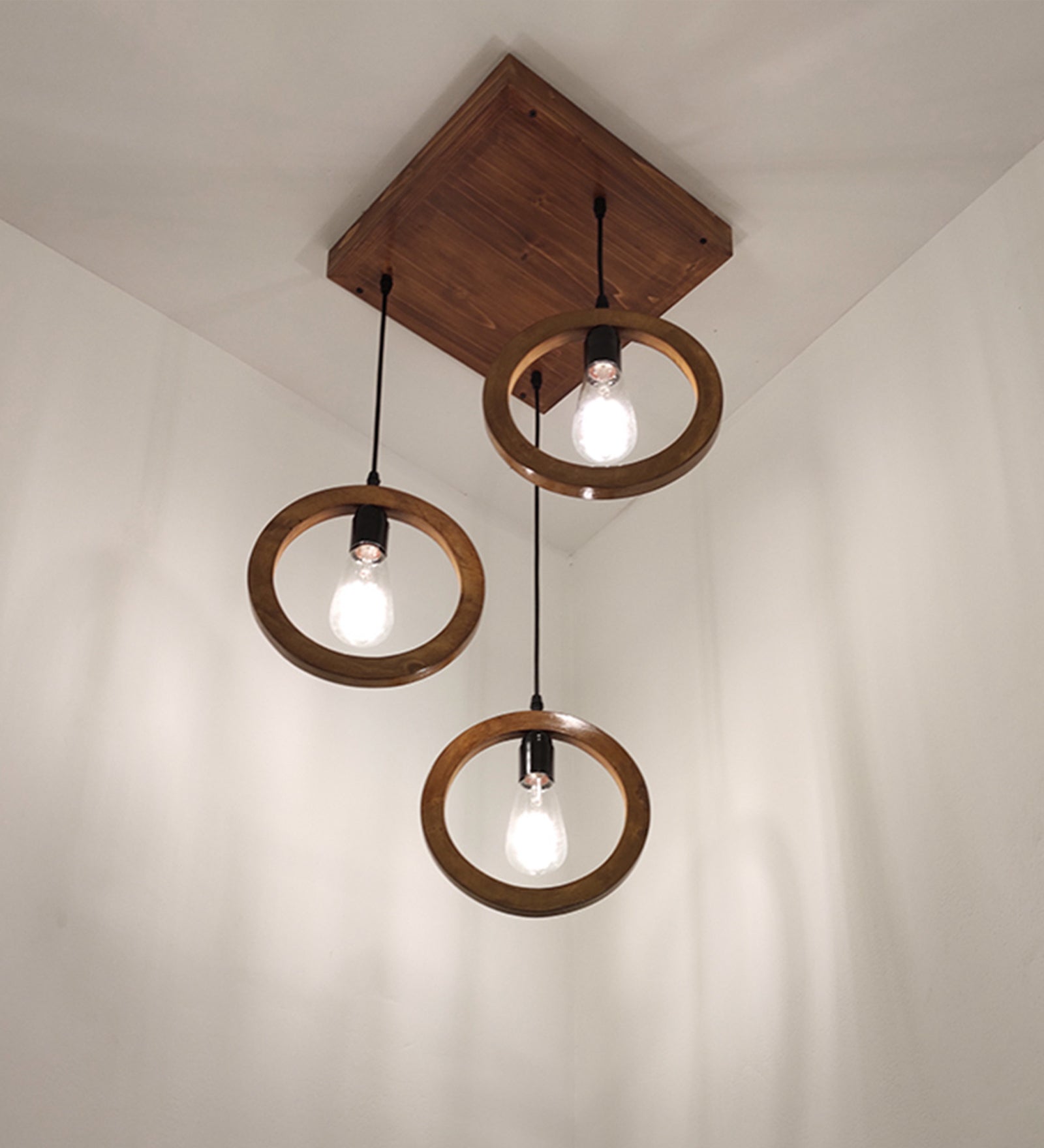 Halo Brown Cluster Hanging Lamp (BULB NOT INCLUDED)