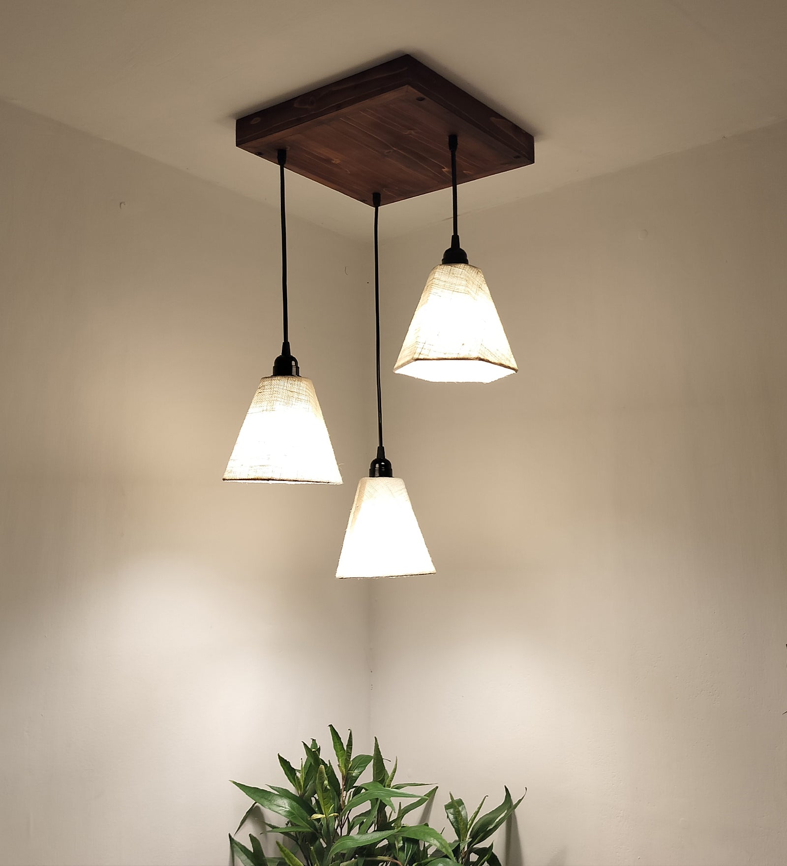 Hexspot Brown Wooden Cluster Hanging Lamp