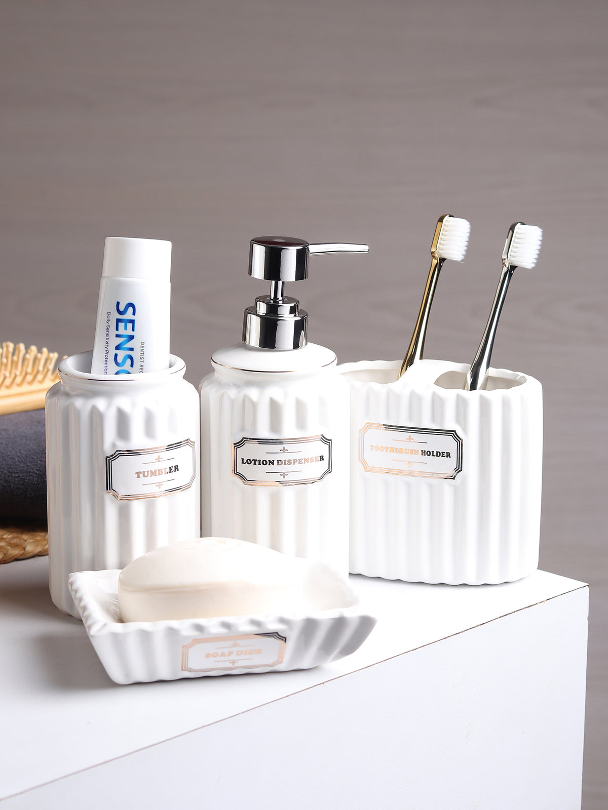 Valence Bathroom Set of 4 White