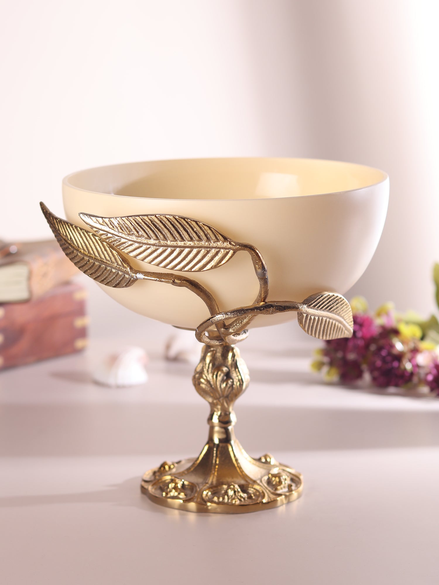 Verdant Elegance Glass Bowl in Cream and Gold