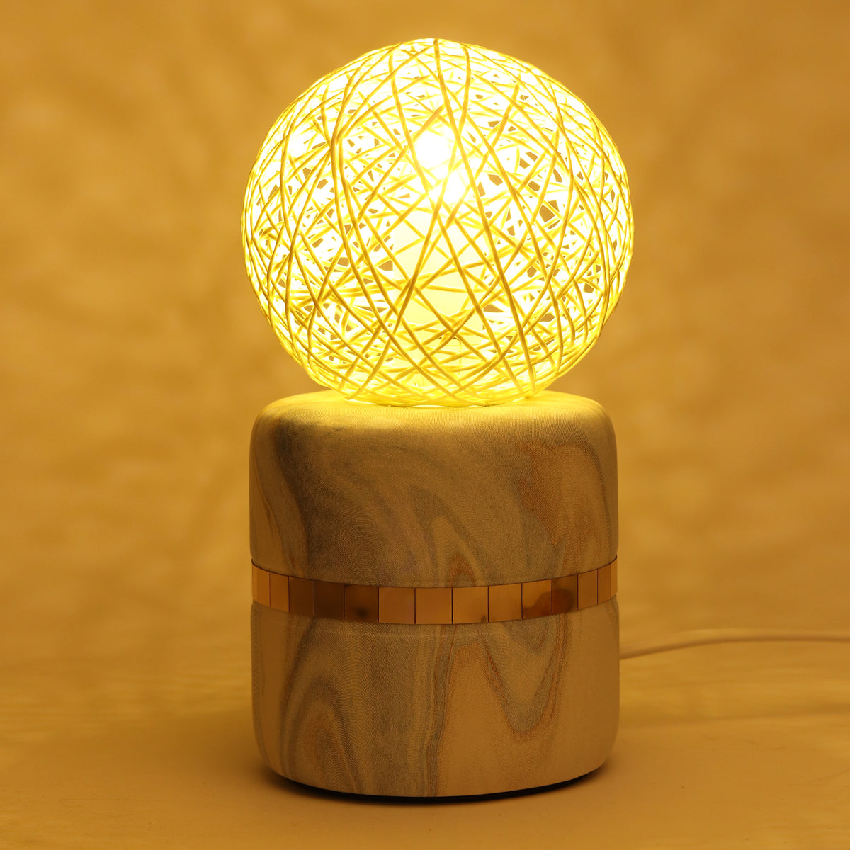 Weave Forme  Table Lamp - Ouchcart