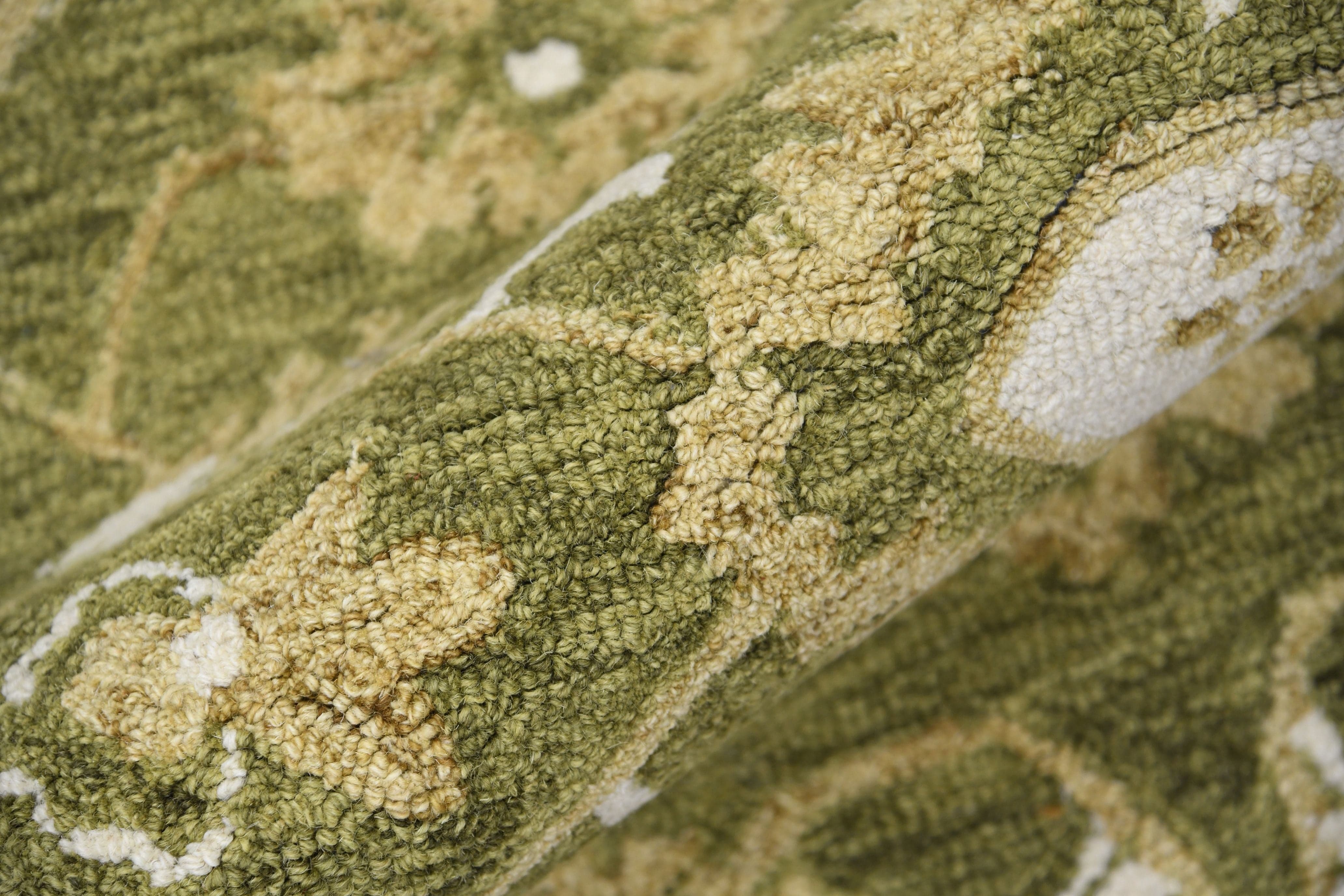 Olive Green  Wool Romania 4x6 Feet  Hand-Tufted Carpet - Rug