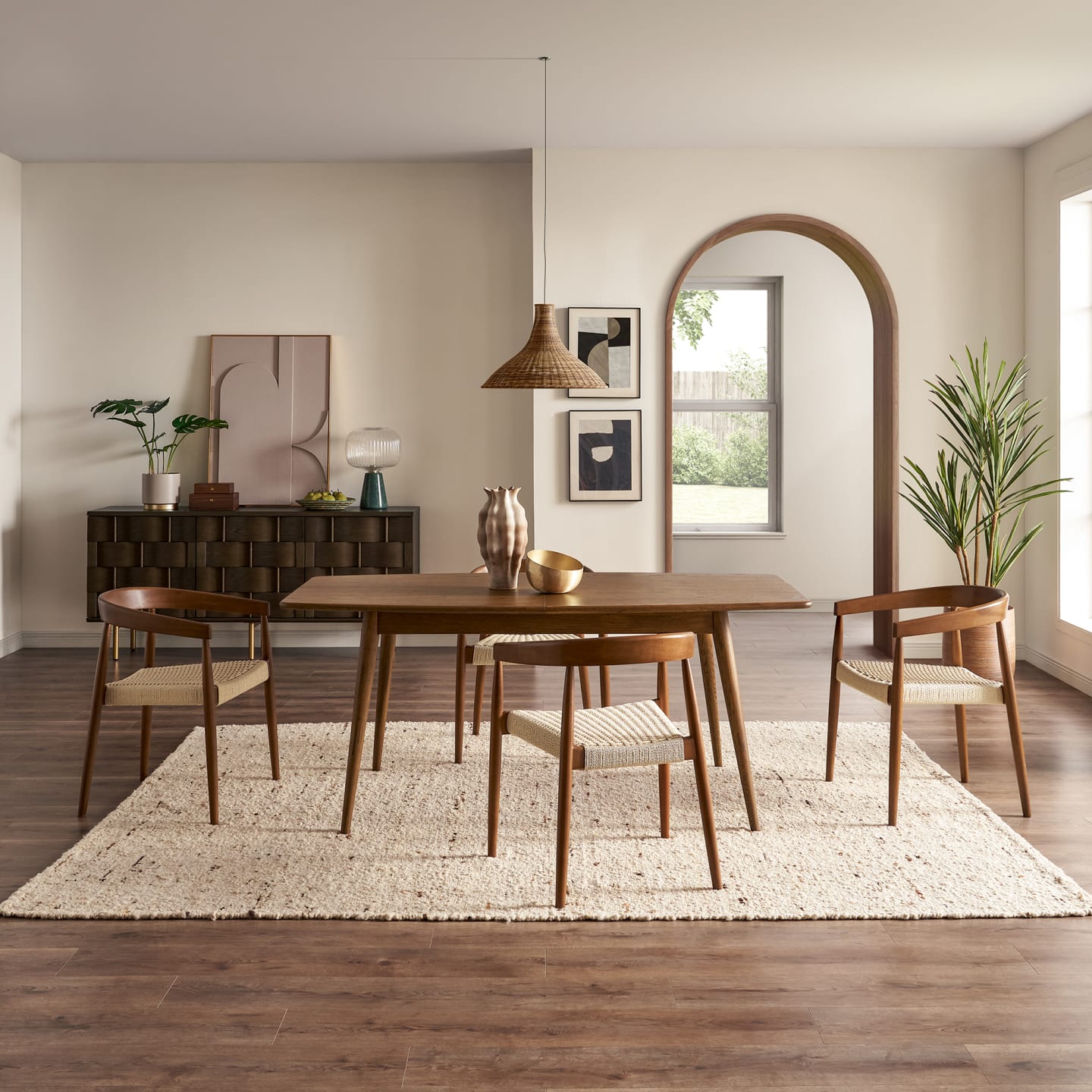 Kinsley Extendable Dining Table