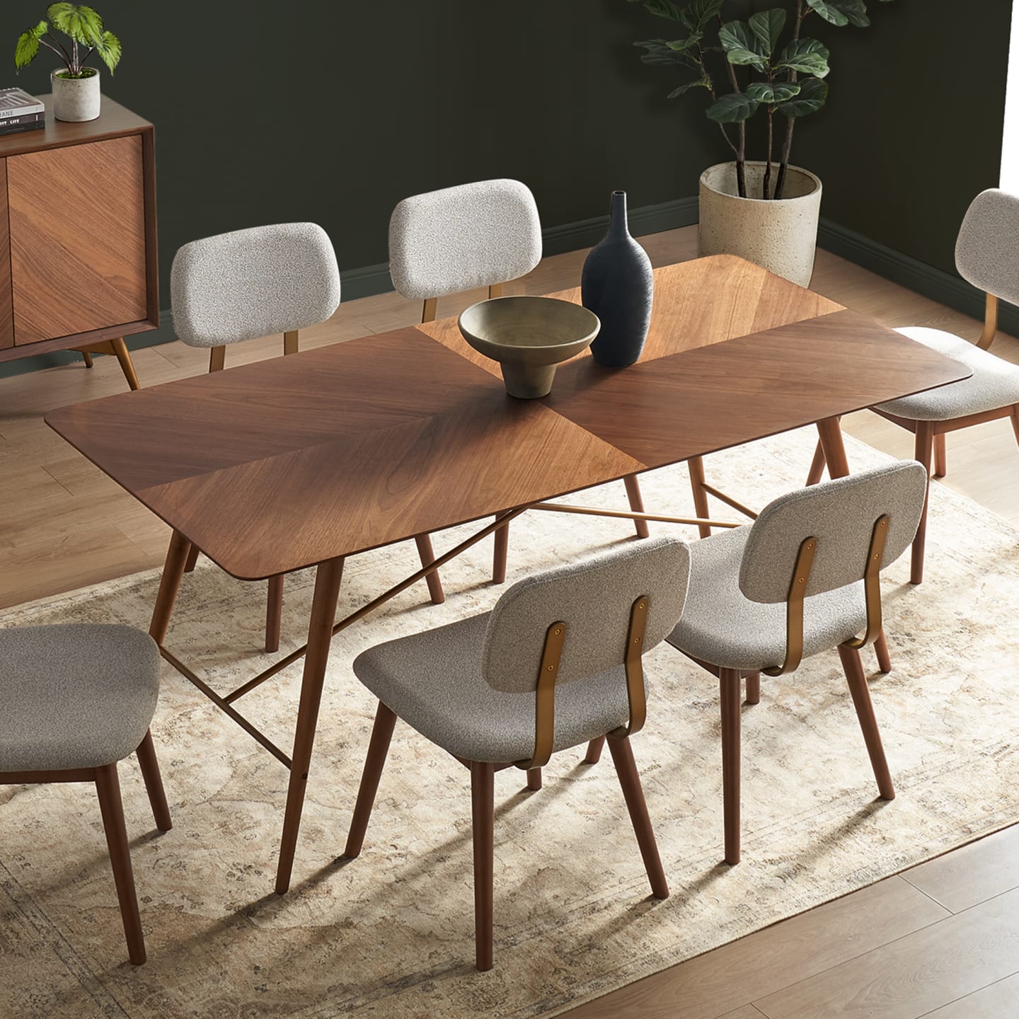 Lily Dining Table