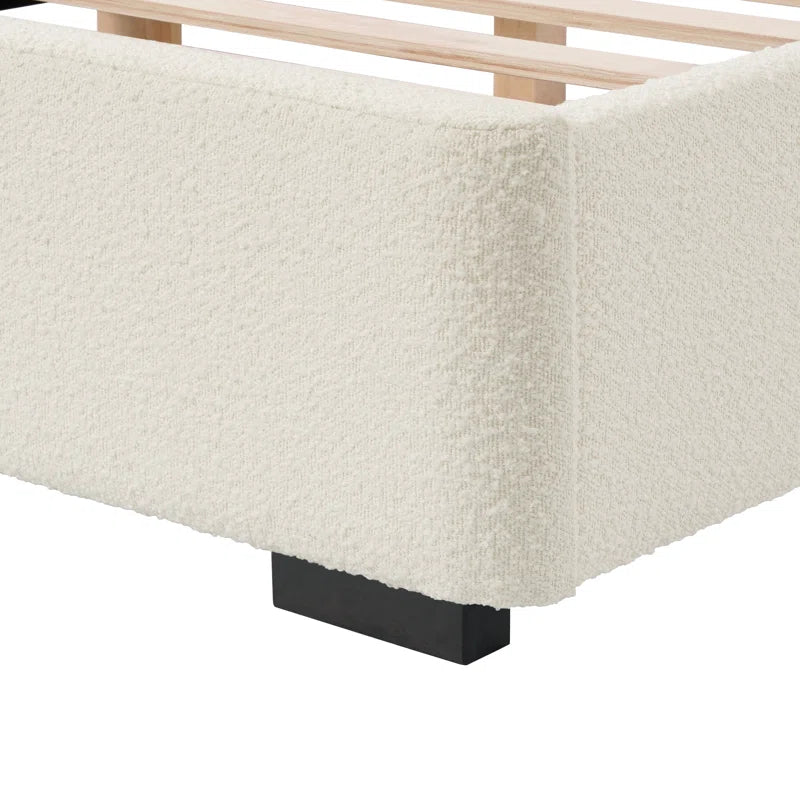 Reigen Boucle Platform Bed