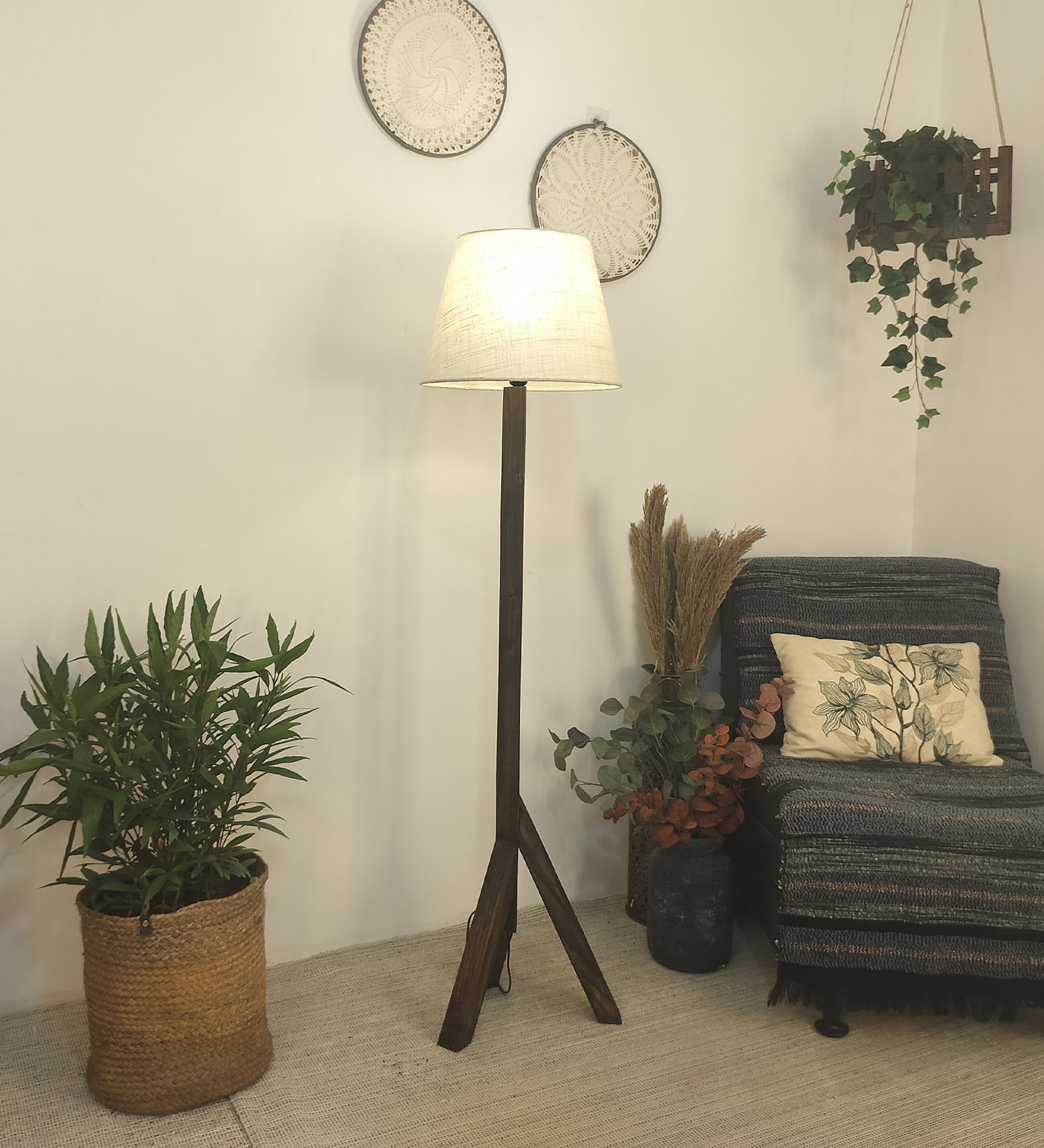 Trinca Wooden Floor Lamp with Brown Base and Jute Fabric Lampshade (BULB NOT INCLUDED)